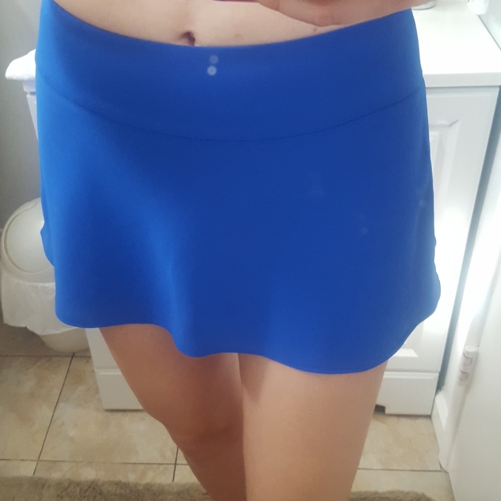 BNWT Express Skort